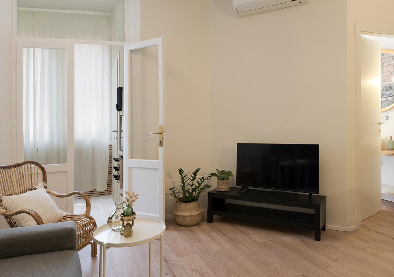 Exclusive Green Apartment - City Center - Como - Near Station Pokoj fotografie